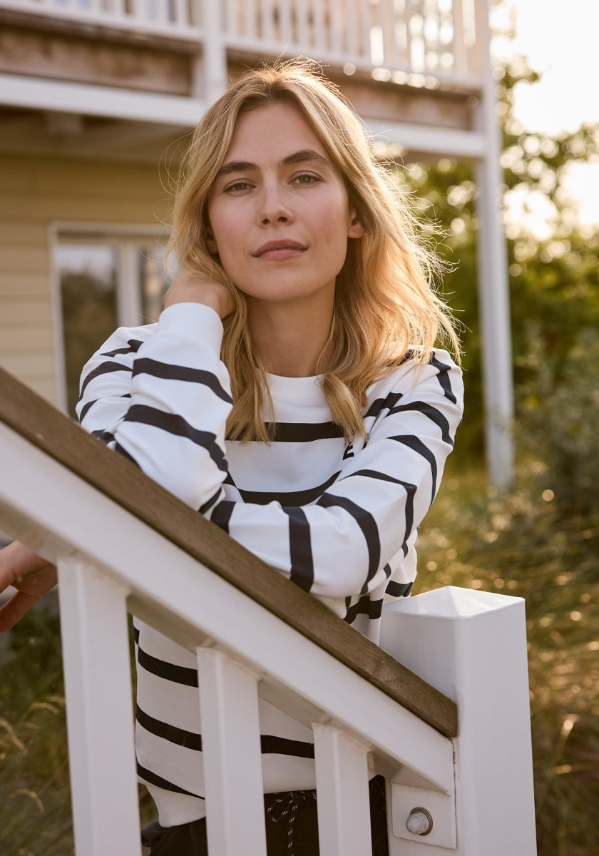 Cloud White + Coldwater SMALL STRIPE