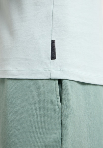 Green Tint