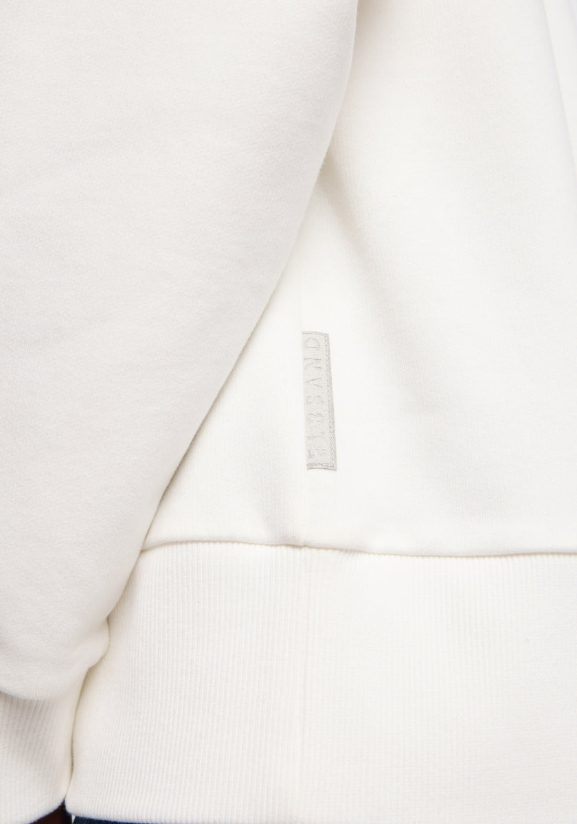 Cloud White + Silver Sand